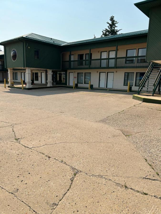 لويدمينستر Goodknight Inn المظهر الخارجي الصورة